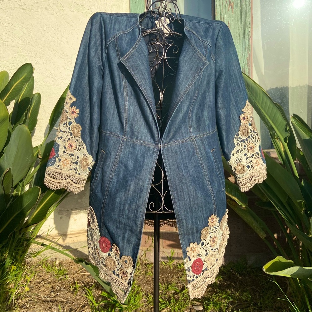 CHICO’S Denim floral overcoat